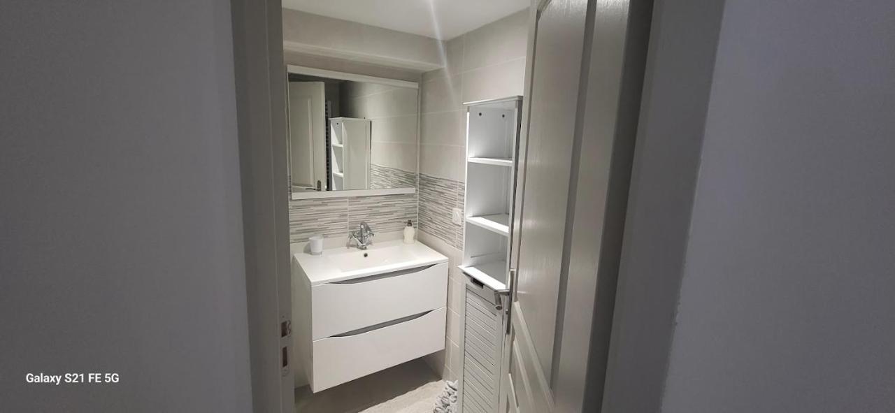 Maison Calme Et Spacieuse Bassens  Экстерьер фото